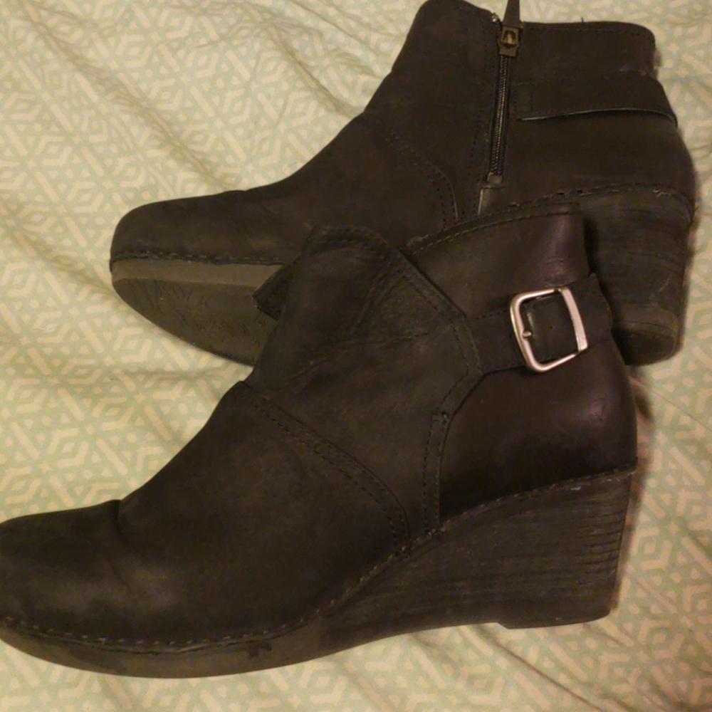 Dansko black zip up booties